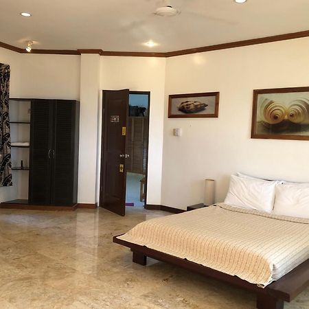 Argonauta Boracay Apartment Suites And Villas Боракай Экстерьер фото