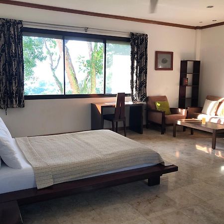 Argonauta Boracay Apartment Suites And Villas Боракай Экстерьер фото