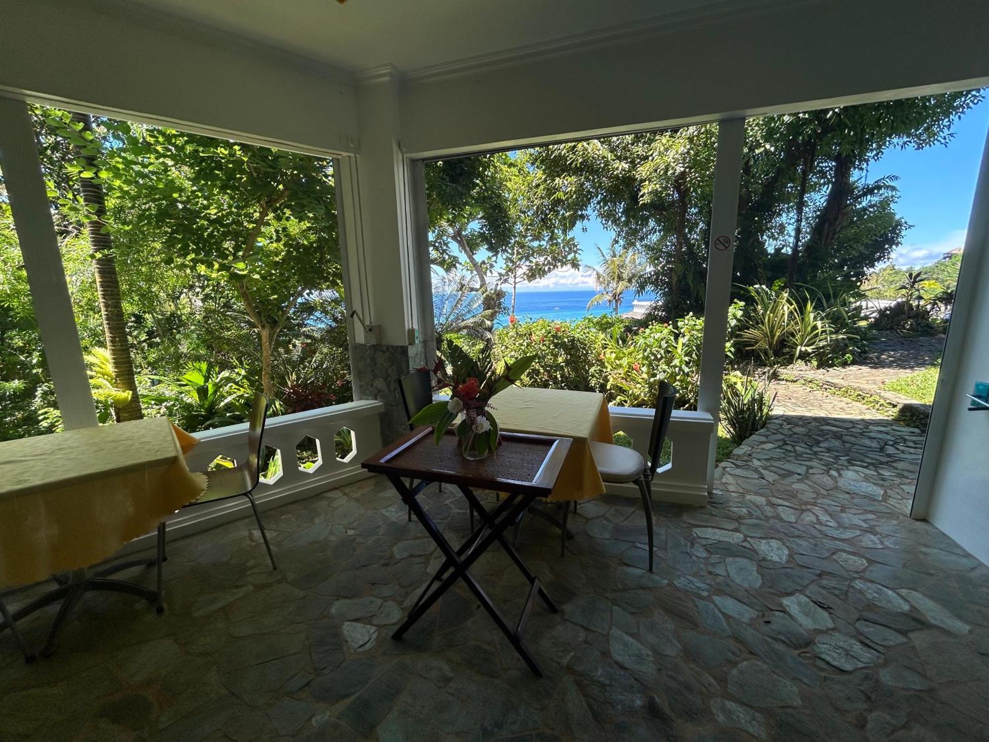 Argonauta Boracay Apartment Suites And Villas Боракай Экстерьер фото